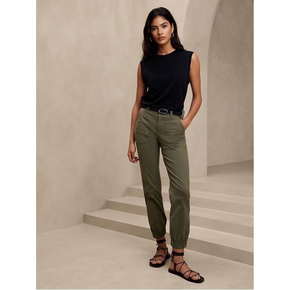 Banana Republic Olive Green Cropped Cargo Pants Sz 12 Military Casual Chic